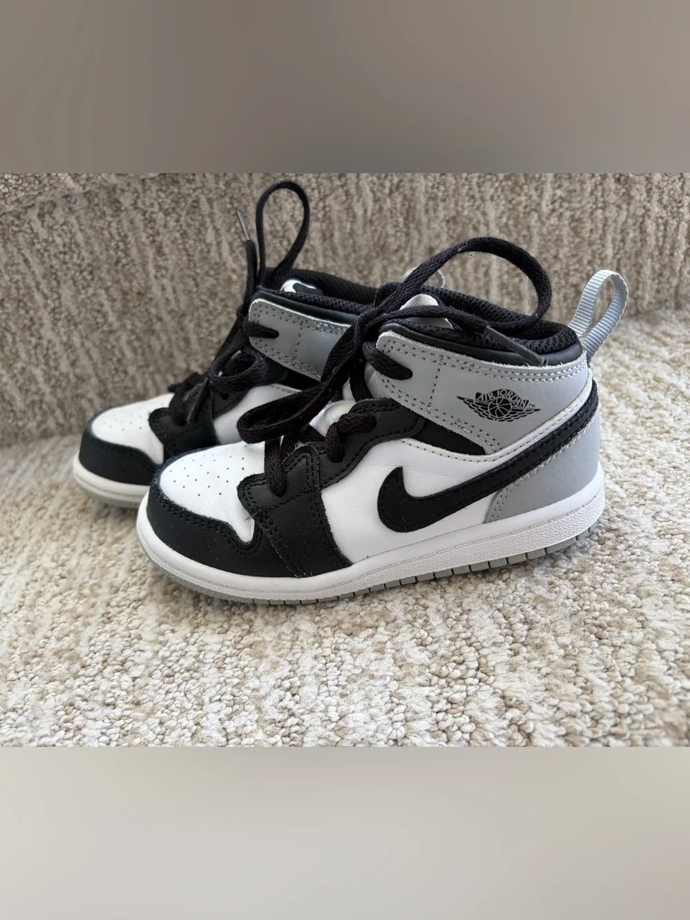 Jordan 1 Mid Black/Aura/Squadron Blue/Black. Toddler size 9